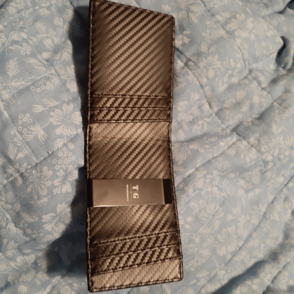 TG clip on wallet - Picture 2 of 6